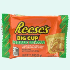 Reese's Christmas Peanut Brittle Big Cup(Reeses Christmas Peanut Brittle Big Cup)